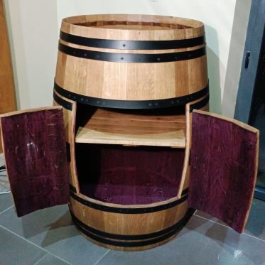 Tonneau bar avec portes et étagère intérieure