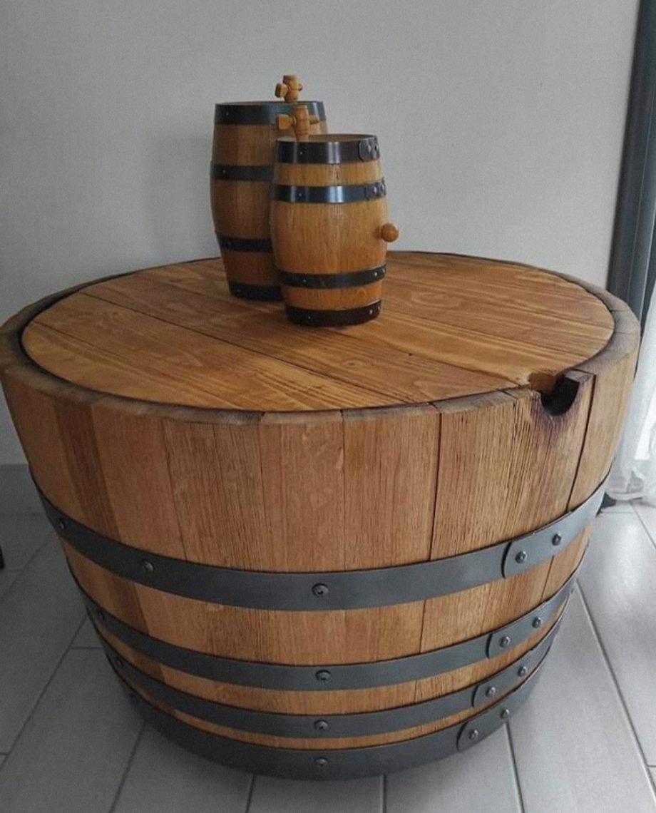 Demi tonneau table basse